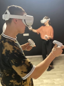 Virtual reality club Mid in Kamenskoye