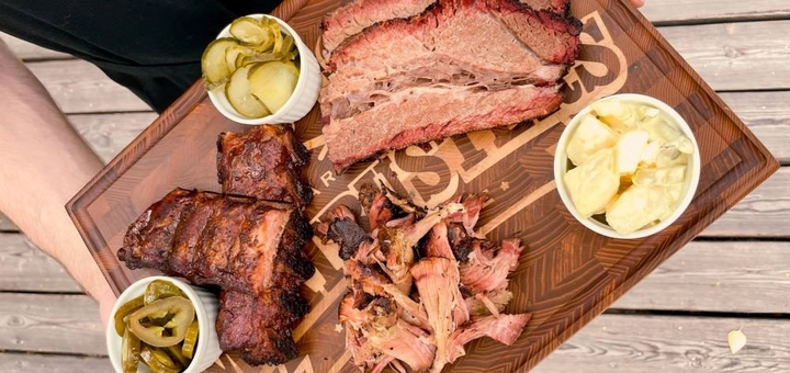 Ресторан Meatbusters в Киеве. Бронируйте по акции 20