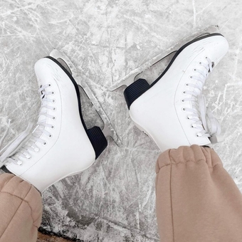 Medic skating rink in Lviv 2