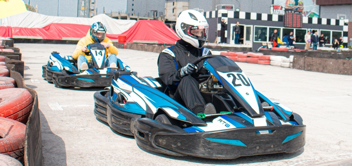  Картинг-клуб SkyMall Karting Kiev. Посещайте по акции 9