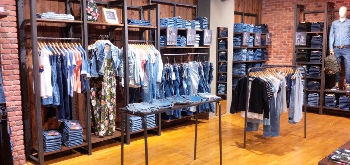 ocean plaza levis