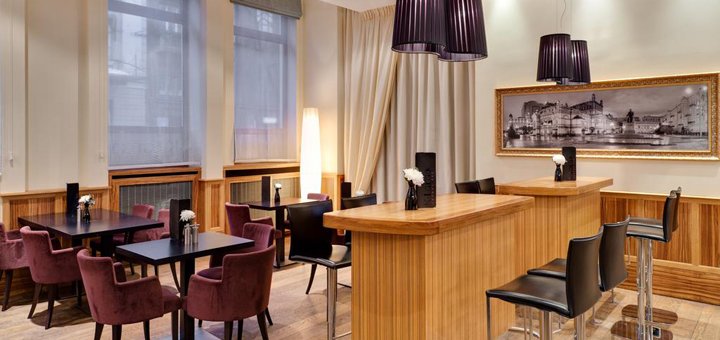 Сауна в отеле «Radisson Blu Hotel» в Киеве. Забронировать номер со скидкой. Отели в центре Киева.