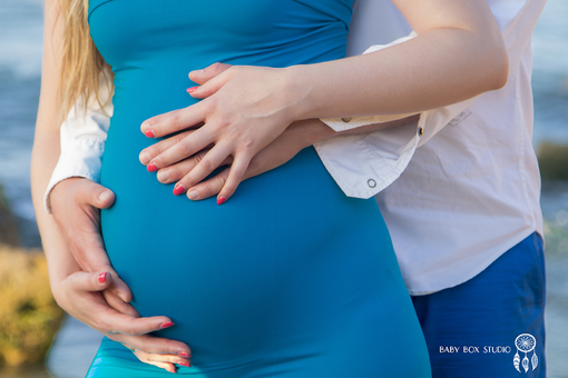 Фотостудия для съемок беременности и новорожденных «BABY BOX STUDIO» в Киеве. Записывайтесь на фотосессию по скидке.