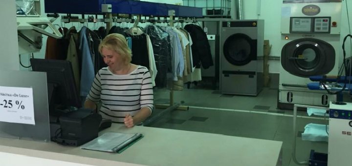Special prices at city de luxe dry cleaning