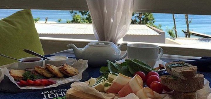 European and author's cuisine in the restaurant "Spinach". Book a table and get a discount.