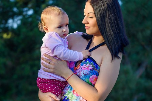Сімейна фотосесія у студії «NinaAlexPhoto» в Одесі. Записуйтесь по акції.