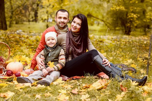 Сімейна фотосесія у студії «NinaAlexPhoto» в Одесі. Записуйтесь по акції.