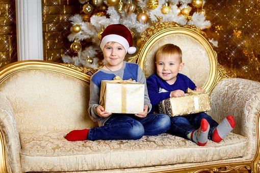 Новорічна дитяча фотосесія у студії «NinaAlexPhoto» в Одесі. Бронюйте по знижці.
