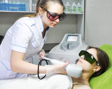 Laser hair removal at the Lumenis center. Discounts for all treatments