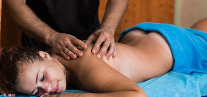 Лечебный массаж в Phyto barrel Massage