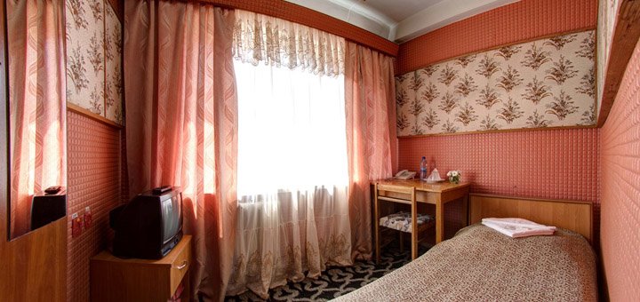 Discounts for rest in the hotel &quot;goloseevsky&quot; 35