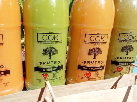 Delivery of juices to the home of «Frutro» in Kharkov. Buy a detox program at a discount.