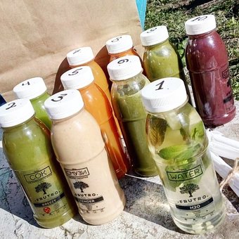 Delivery of «Frutro» smoothies in Kharkov. Order a detox for a promotion.