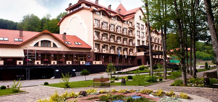 Скидки в комплексе 5* «Solva Resort & SPA» в Поляне33