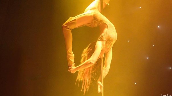 Танцы на пилоне в «Orange dance studio»