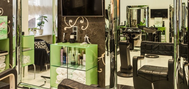 The interior of the beauty salon "Holiday Spa"
