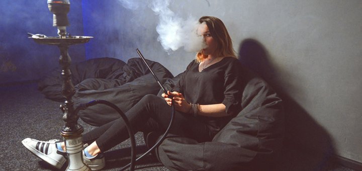 Затишна атмосфера у кальянній «Hookah nights air» у Києві. Замовити зі знижкою