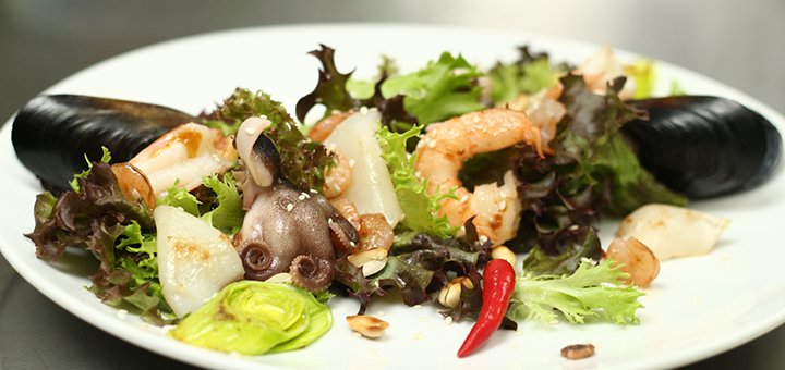 Discounts and promotions in the sushi bar &quot;panko&quot;