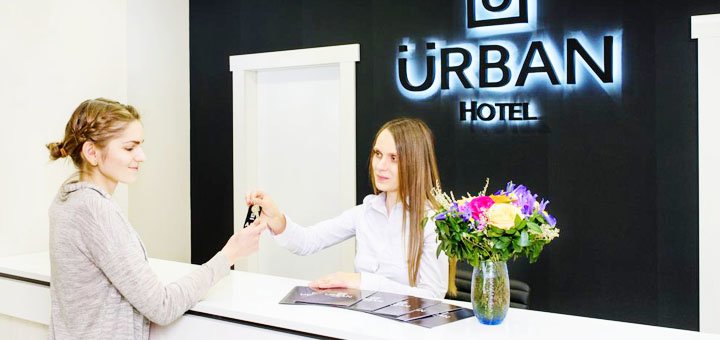 Інтер'єр в готелі «Urban» у Львові. Зняти номер зі знижкою