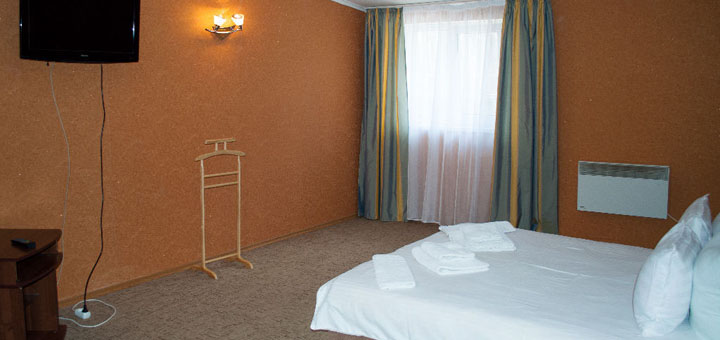 https://cdn1.pokupon.ua/uploaded/merchant_pages/11571/images/original/Foto048.jpg