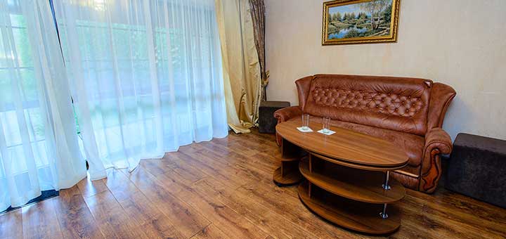 https://cdn1.pokupon.ua/uploaded/merchant_pages/15014/images/original/DSC_4602_mini.jpg