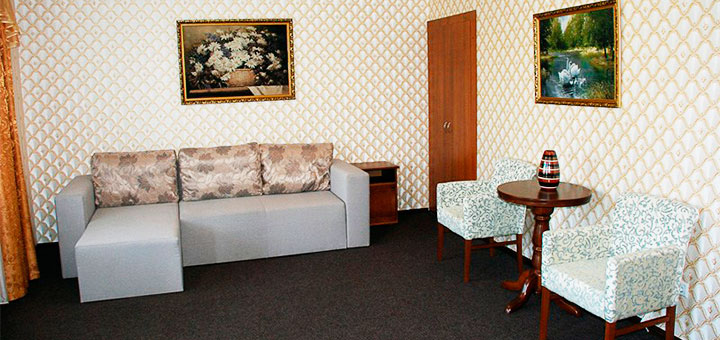 https://cdn1.pokupon.ua/uploaded/merchant_pages/16821/images/original/two-bedroom-lux-6.jpg