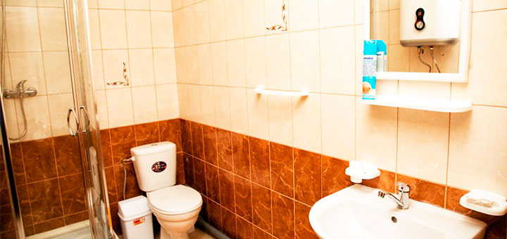 https://cdn1.pokupon.ua/uploaded/merchant_pages/16823/images/original/two-bedroom-lux-8.jpg