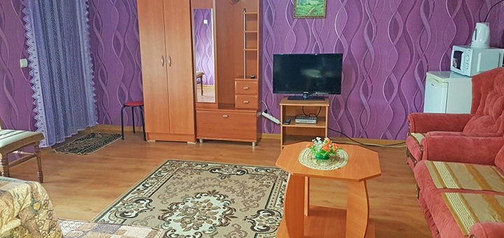https://cdn1.pokupon.ua/uploaded/merchant_pages/21043/images/original/Люкс_№2_Индивидуальная_площадка_для_отдыха.Второй_этаж.на_2-5_чел._-_Google_Chrome.jpg