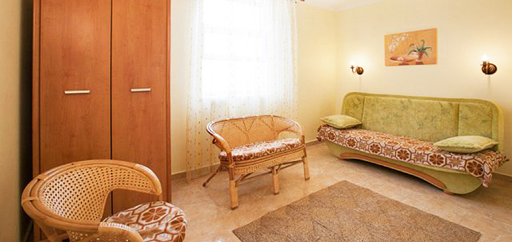 https://cdn1.pokupon.ua/uploaded/merchant_pages/21923/images/original/_MG_07_4.jpg