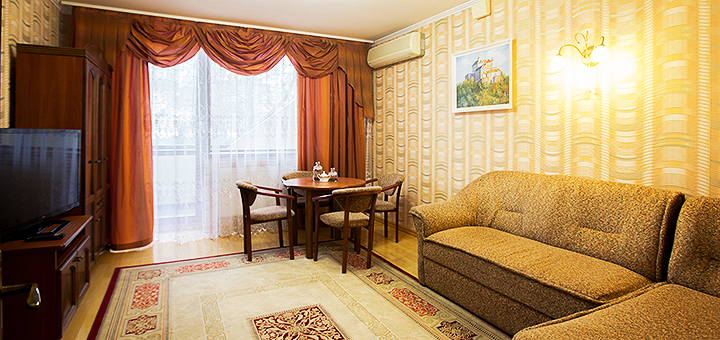 https://cdn1.pokupon.ua/uploaded/merchant_pages/23073/images/original/Двомісний_триваваome.jpg