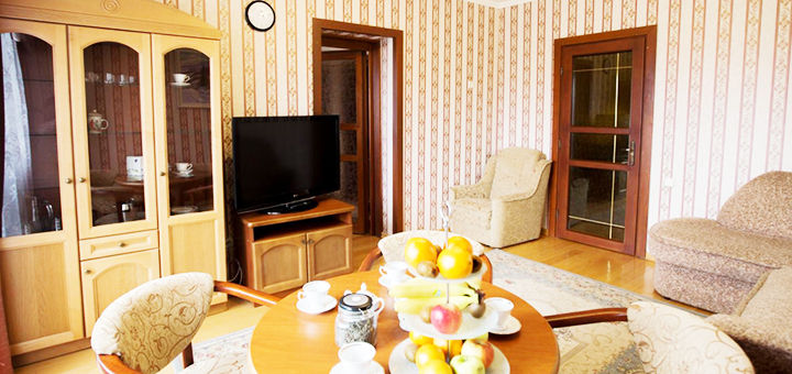 https://cdn1.pokupon.ua/uploaded/merchant_pages/23074/images/original/Двомісний_трикіпаrome.jpg