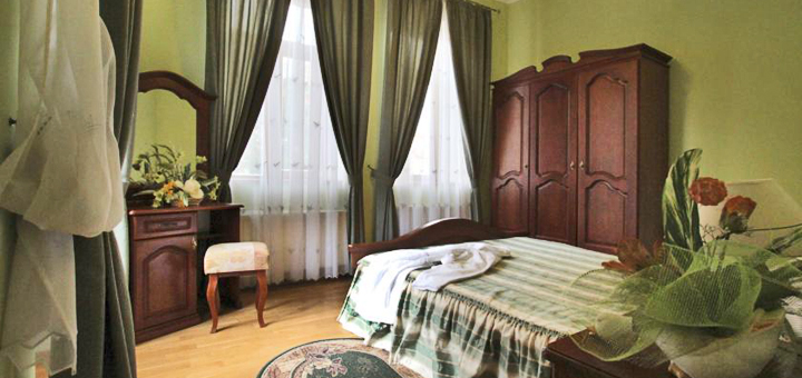 https://cdn1.pokupon.ua/uploaded/merchant_pages/4400/images/original/95172448.jpg