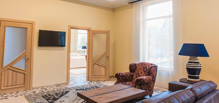 https://cdn1.pokupon.ua/uploaded/merchant_pages/7290/images/original/Boutique-appartments2.jpg