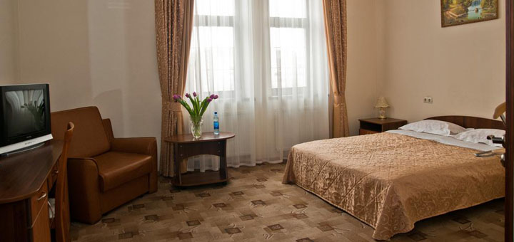 https://cdn1.pokupon.ua/uploaded/merchant_pages/9148/images/original/Полулюкс1.jpg