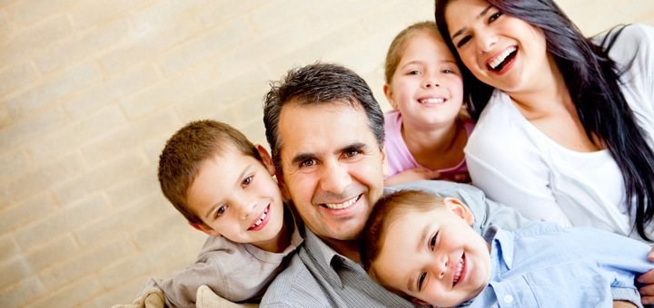 https://cdn1.pokupon.ua/uploaded/new_campaign_pictures/11643/data/main720x340/family_shapka.jpg?1360077318