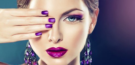 Маникюр и педикюр в салоне красоты «Динаре»!