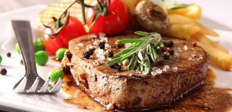Пенные напитки, рулька, мясная тарелка, крылышки