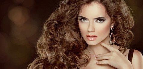 Bouffant, стрижка, укладка в салоне красоты «Alla»