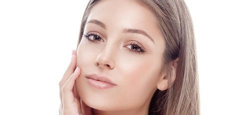 Массаж лица от салона красоты «The Wax Bar»!