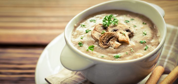 https://cdn1.pokupon.ua/uploaded/new_campaign_pictures/204855/data/main720x340/Cream-of-mushroom-soup.jpg?1478259163