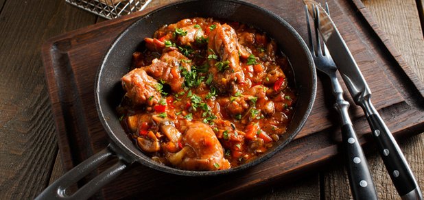 https://cdn1.pokupon.ua/uploaded/new_campaign_pictures/204857/data/main620x292/Served-in-a-Saucepan.jpg?1478259164