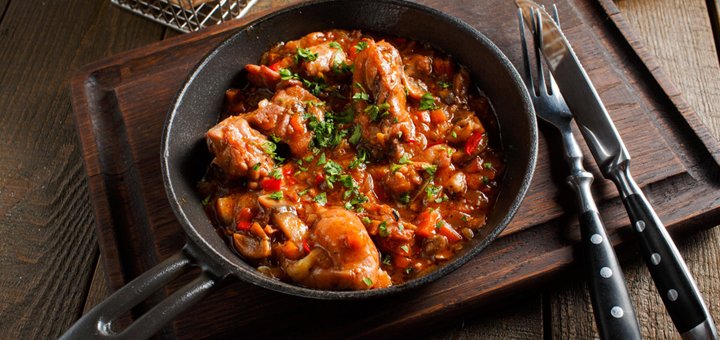 https://cdn1.pokupon.ua/uploaded/new_campaign_pictures/204857/data/main720x340/Served-in-a-Saucepan.jpg?1478259164