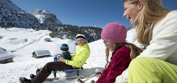 https://cdn1.pokupon.ua/uploaded/new_campaign_pictures/212114/data/main620x292/w-tobogganing_copyright_tvb_6e77d5093b.jpg?1479984299
