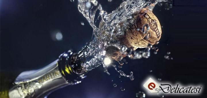 https://cdn1.pokupon.ua/uploaded/new_campaign_pictures/21536/data/main720x340/martini-big1.jpg?1385376745