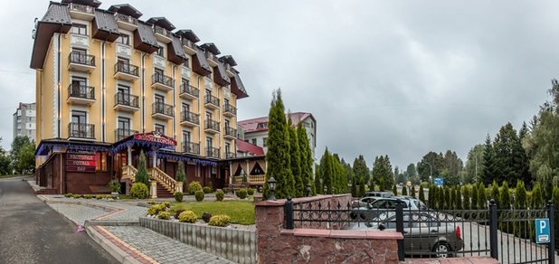 https://cdn1.pokupon.ua/uploaded/new_campaign_pictures/228984/data/main620x292/%D0%97%D0%BE%D0%BB%D0%BE%D1%82%D0%B0_%D0%9A%D0%BE%D1%80%D0%BE%D0%BD%D0%B0_36.jpg?1481823453