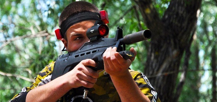 https://cdn1.pokupon.ua/uploaded/new_campaign_pictures/236424/data/main720x340/lazertag.jpg?1483106217