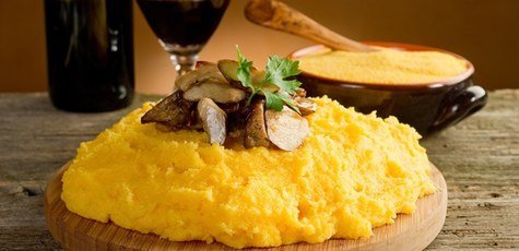 Меню кухни в ресторане молдавской кухни «Мамалыга»