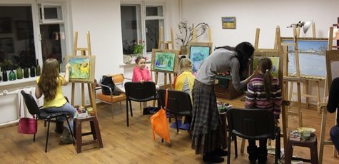 До 32 занятий «Живопись Рисунок» в школе «Aurum»