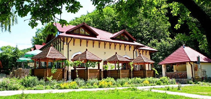 https://cdn1.pokupon.ua/uploaded/new_campaign_pictures/25197/data/main720x340/bogolvar-4.jpg?1395667213