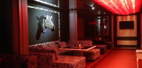 Скидка 30% на меню и бар в «Zebra Lounge-Cafe»